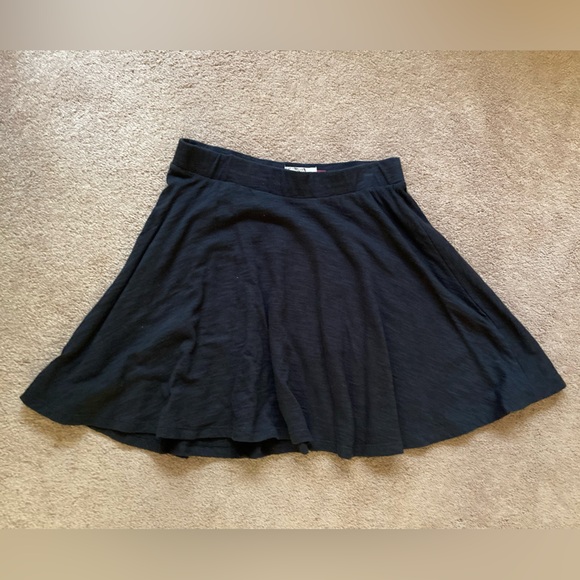 EUC Black Skater Mini Skirt - Picture 5 of 6